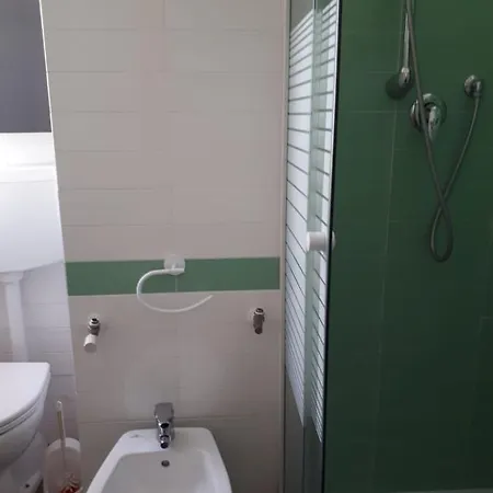 Ferienhaus A Cento Metri Dal Mare Senigallia