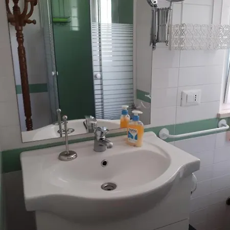 A Cento Metri Dal Mare Casa de Férias